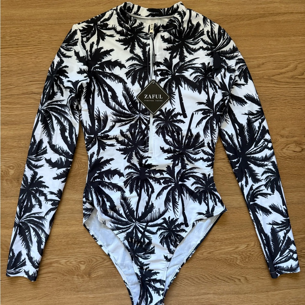 Zaful Monochrome Palm Print Kids Bodysuit